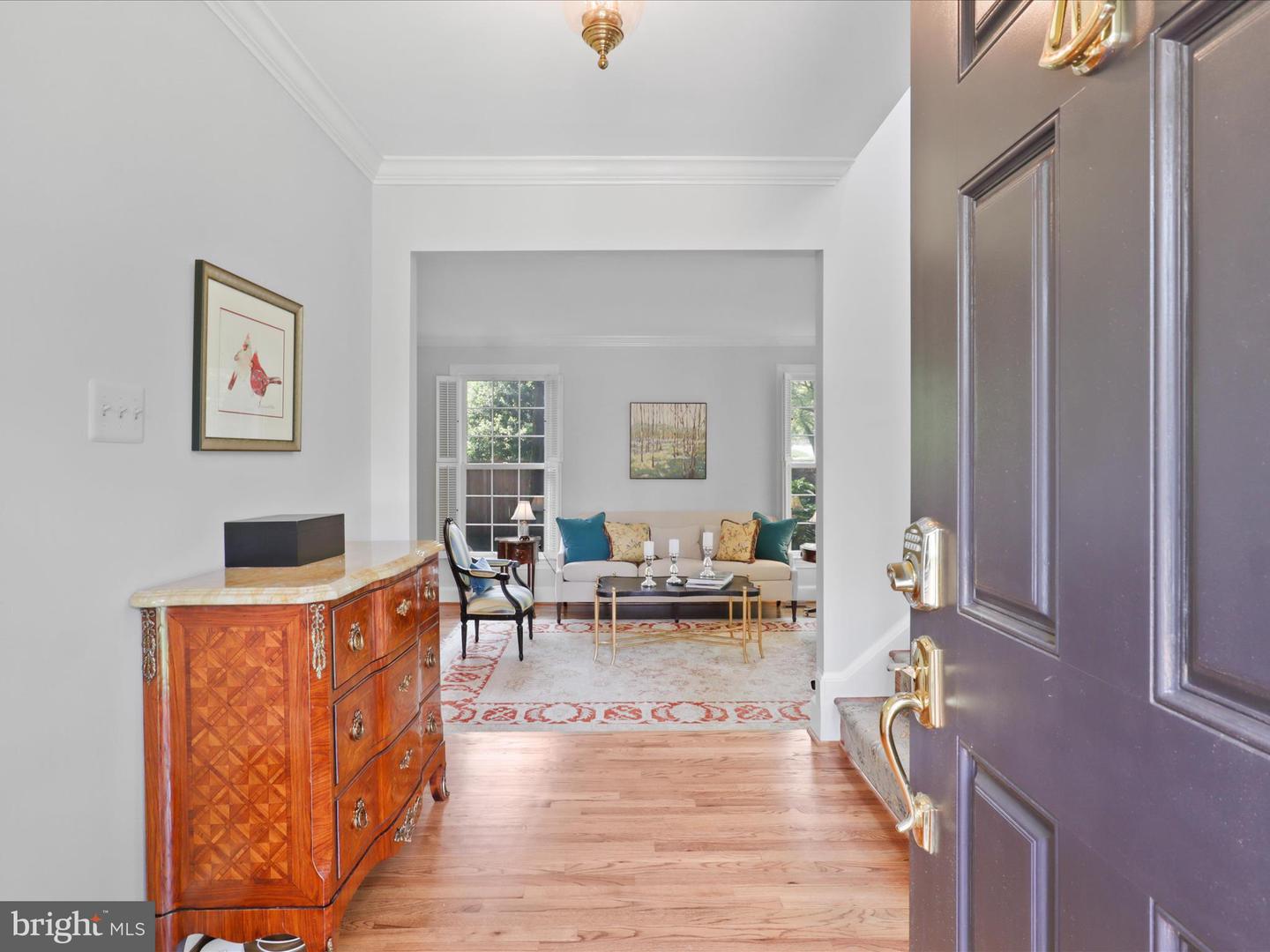 7287 EVANS MILL RD, MCLEAN, Virginia 22101, 4 Bedrooms Bedrooms, ,3 BathroomsBathrooms,Residential,For sale,7287 EVANS MILL RD,VAFX2241524 MLS # VAFX2241524