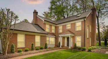 7287 EVANS MILL RD, MCLEAN, Virginia 22101, 4 Bedrooms Bedrooms, ,3 BathroomsBathrooms,Residential,For sale,7287 EVANS MILL RD,VAFX2241524 MLS # VAFX2241524