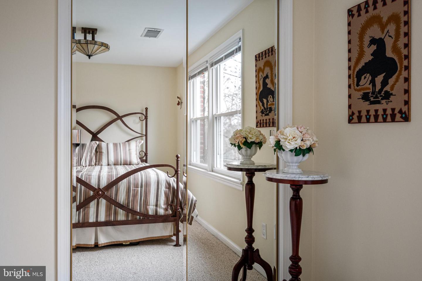 7104 SUSSEX PL, ALEXANDRIA, Virginia 22307, 3 Bedrooms Bedrooms, ,3 BathroomsBathrooms,Residential,For sale,7104 SUSSEX PL,VAFX2241526 MLS # VAFX2241526