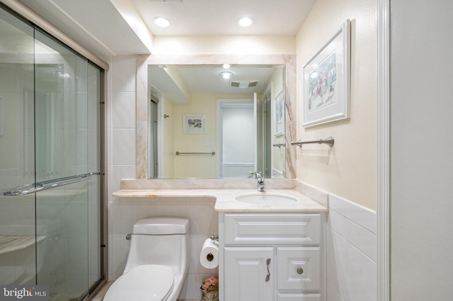 7104 SUSSEX PL, ALEXANDRIA, Virginia 22307, 3 Bedrooms Bedrooms, ,3 BathroomsBathrooms,Residential,For sale,7104 SUSSEX PL,VAFX2241526 MLS # VAFX2241526