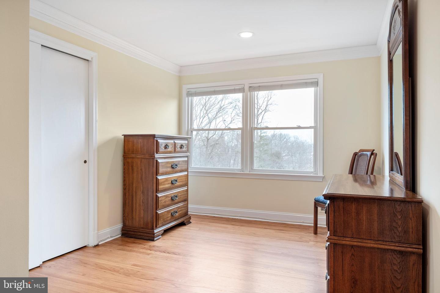 7104 SUSSEX PL, ALEXANDRIA, Virginia 22307, 3 Bedrooms Bedrooms, ,3 BathroomsBathrooms,Residential,For sale,7104 SUSSEX PL,VAFX2241526 MLS # VAFX2241526
