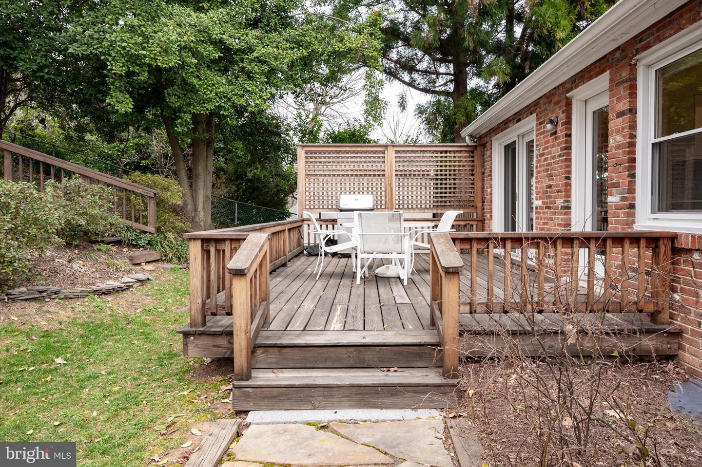 7104 SUSSEX PL, ALEXANDRIA, Virginia 22307, 3 Bedrooms Bedrooms, ,3 BathroomsBathrooms,Residential,For sale,7104 SUSSEX PL,VAFX2241526 MLS # VAFX2241526