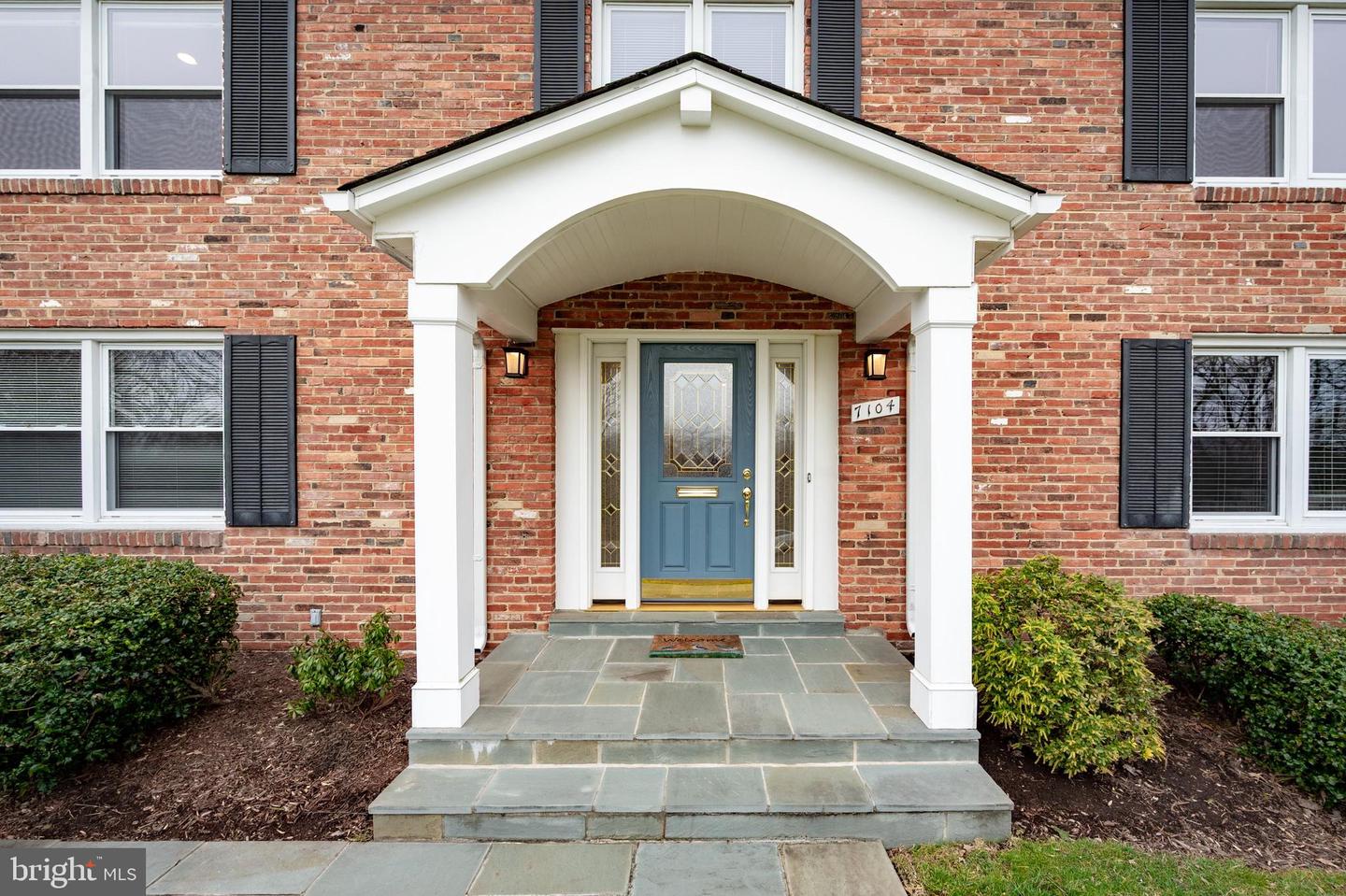 7104 SUSSEX PL, ALEXANDRIA, Virginia 22307, 3 Bedrooms Bedrooms, ,3 BathroomsBathrooms,Residential,For sale,7104 SUSSEX PL,VAFX2241526 MLS # VAFX2241526