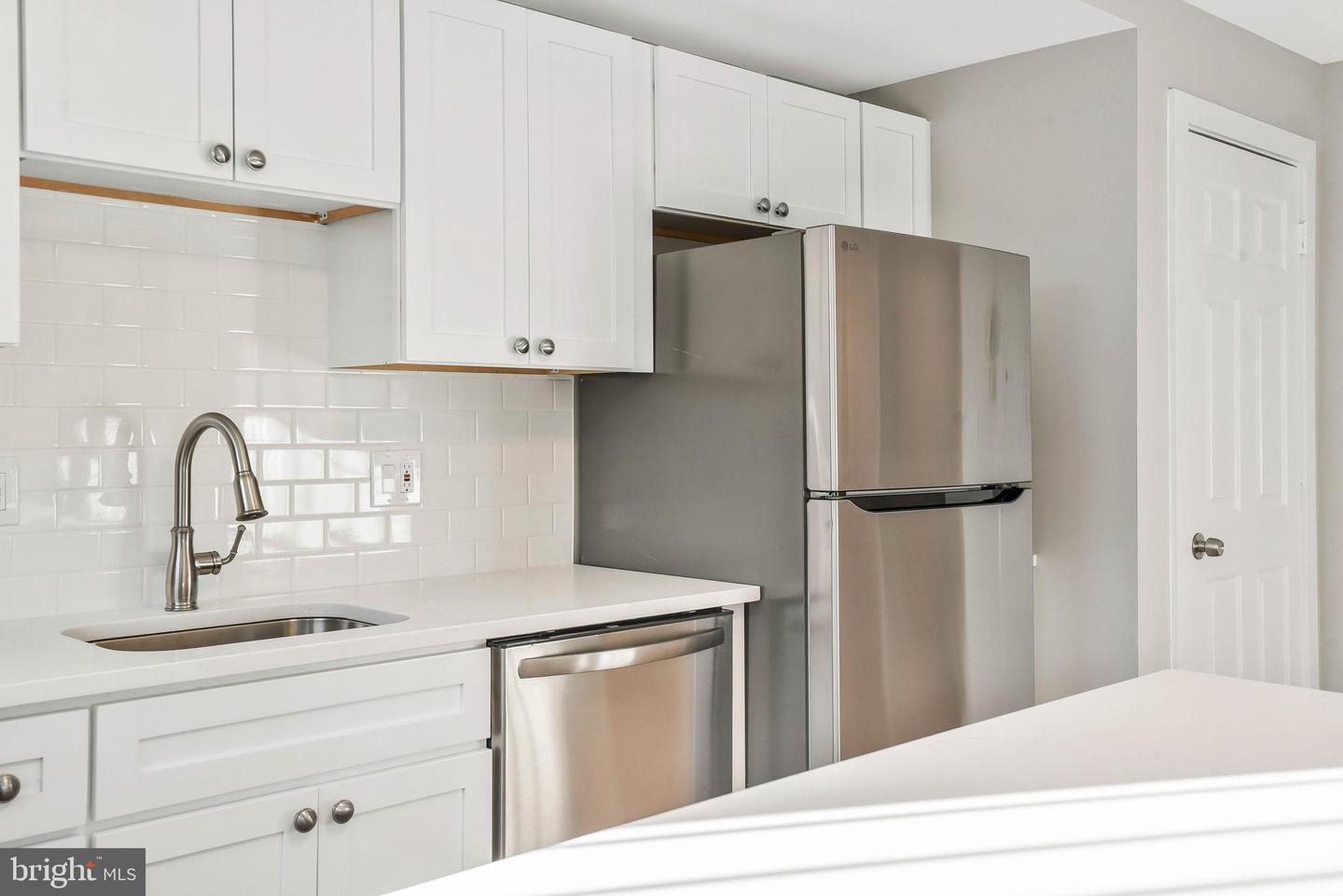 212-212 OAKWOOD ST SE #B5, WASHINGTON, District Of Columbia 20032, 1 Bedroom Bedrooms, ,1 BathroomBathrooms,Residential,For sale,212-212 OAKWOOD ST SE #B5,DCDC2201178 MLS # DCDC2201178