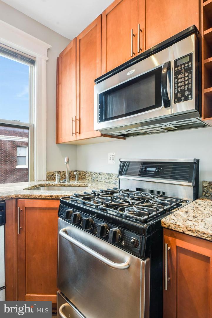 6645 GEORGIA AVE NW #308, WASHINGTON, District Of Columbia 20012, 1 Bedroom Bedrooms, ,1 BathroomBathrooms,Residential,For sale,6645 GEORGIA AVE NW #308,DCDC2201180 MLS # DCDC2201180