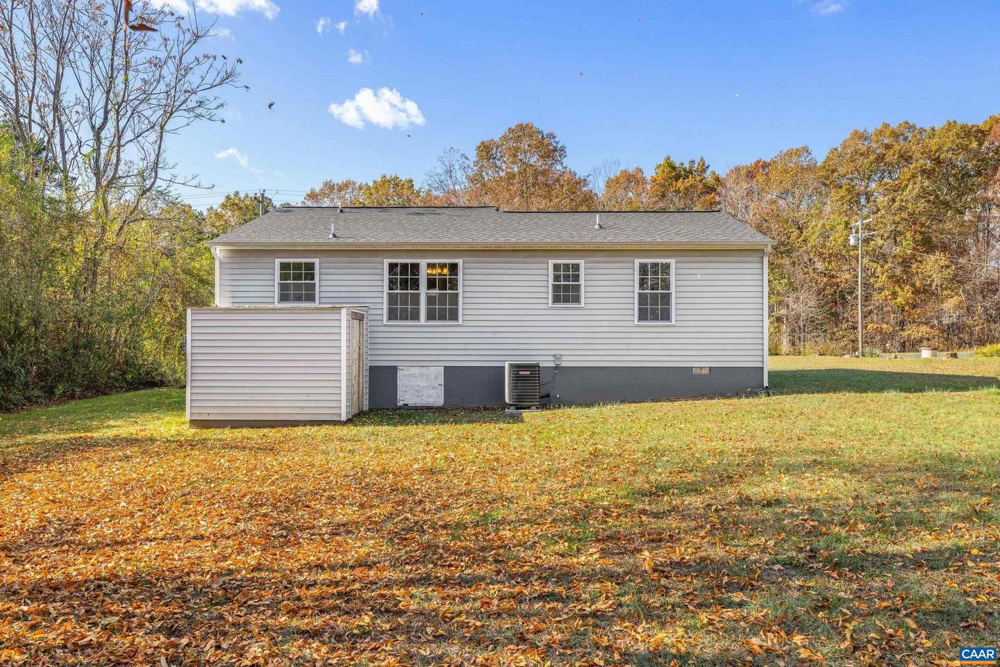 104 BRIAR HOOK RD, GLADSTONE, Virginia 24553, 3 Bedrooms Bedrooms, ,1 BathroomBathrooms,Residential,For sale,104 BRIAR HOOK RD,664653 MLS # 664653