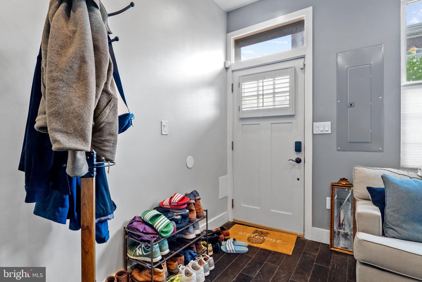 1610 LEVIS ST NE, WASHINGTON, District Of Columbia 20002, 2 Bedrooms Bedrooms, ,2 BathroomsBathrooms,Residential,For sale,1610 LEVIS ST NE,DCDC2201154 MLS # DCDC2201154
