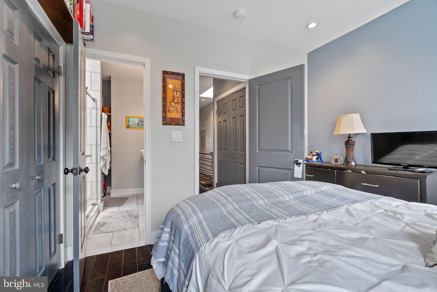 1610 LEVIS ST NE, WASHINGTON, District Of Columbia 20002, 2 Bedrooms Bedrooms, ,2 BathroomsBathrooms,Residential,For sale,1610 LEVIS ST NE,DCDC2201154 MLS # DCDC2201154