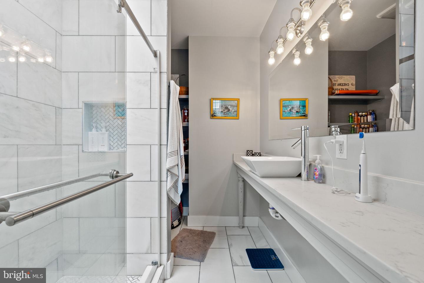 1610 LEVIS ST NE, WASHINGTON, District Of Columbia 20002, 2 Bedrooms Bedrooms, ,2 BathroomsBathrooms,Residential,For sale,1610 LEVIS ST NE,DCDC2201154 MLS # DCDC2201154