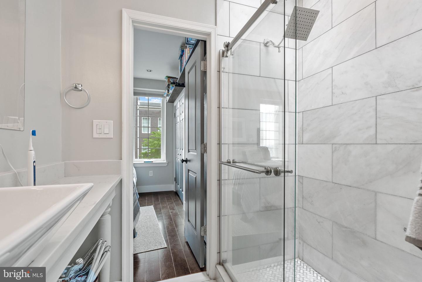 1610 LEVIS ST NE, WASHINGTON, District Of Columbia 20002, 2 Bedrooms Bedrooms, ,2 BathroomsBathrooms,Residential,For sale,1610 LEVIS ST NE,DCDC2201154 MLS # DCDC2201154