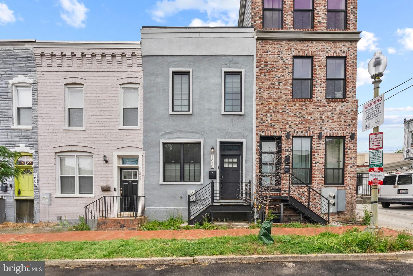 1610 LEVIS ST NE, WASHINGTON, District Of Columbia 20002, 2 Bedrooms Bedrooms, ,2 BathroomsBathrooms,Residential,For sale,1610 LEVIS ST NE,DCDC2201154 MLS # DCDC2201154