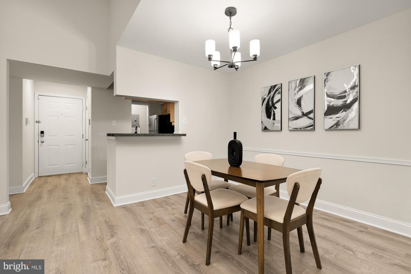 3303 WYNDHAM CIR #347, ALEXANDRIA, Virginia 22302, 2 Bedrooms Bedrooms, ,2 BathroomsBathrooms,Residential,For sale,3303 WYNDHAM CIR #347,VAAX2045446 MLS # VAAX2045446
