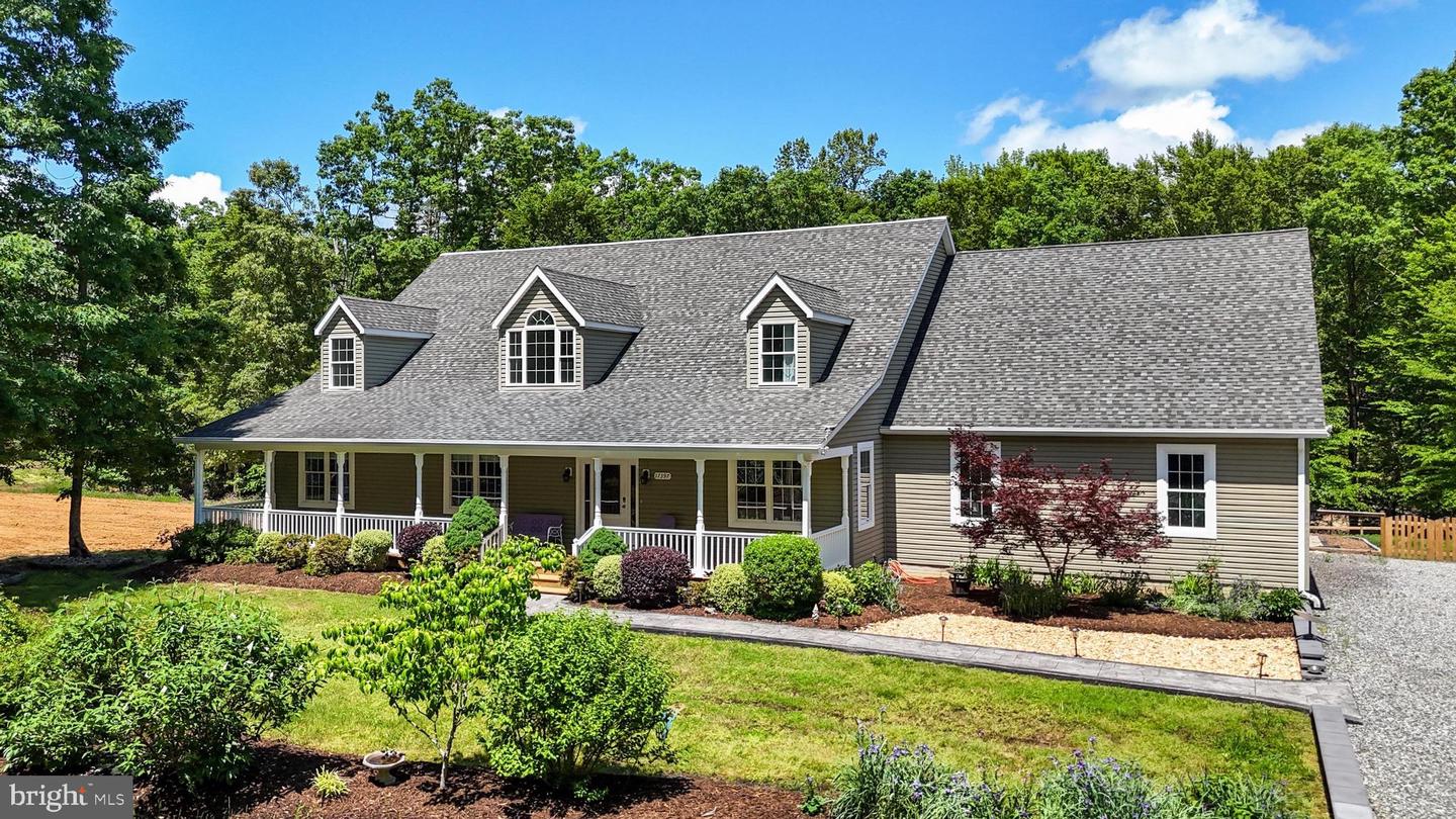 17397 ROSIERS CREEK LN, KING GEORGE, Virginia 22485, 5 Bedrooms Bedrooms, ,4 BathroomsBathrooms,Residential,For sale,17397 ROSIERS CREEK LN,VAKG2006436 MLS # VAKG2006436