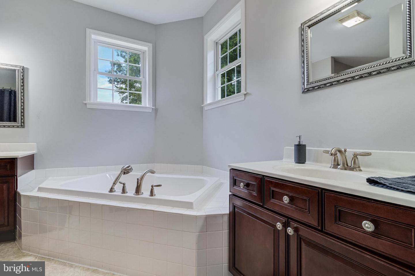 17397 ROSIERS CREEK LN, KING GEORGE, Virginia 22485, 5 Bedrooms Bedrooms, ,4 BathroomsBathrooms,Residential,For sale,17397 ROSIERS CREEK LN,VAKG2006436 MLS # VAKG2006436