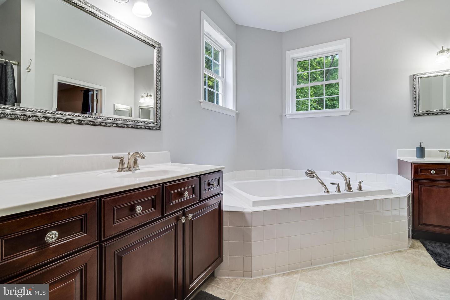 17397 ROSIERS CREEK LN, KING GEORGE, Virginia 22485, 5 Bedrooms Bedrooms, ,4 BathroomsBathrooms,Residential,For sale,17397 ROSIERS CREEK LN,VAKG2006436 MLS # VAKG2006436