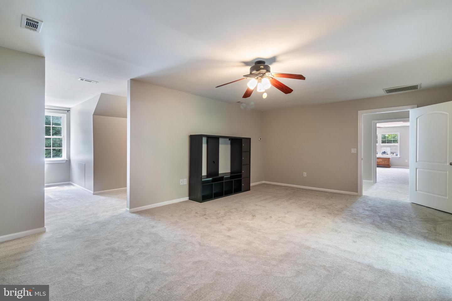 17397 ROSIERS CREEK LN, KING GEORGE, Virginia 22485, 5 Bedrooms Bedrooms, ,4 BathroomsBathrooms,Residential,For sale,17397 ROSIERS CREEK LN,VAKG2006436 MLS # VAKG2006436