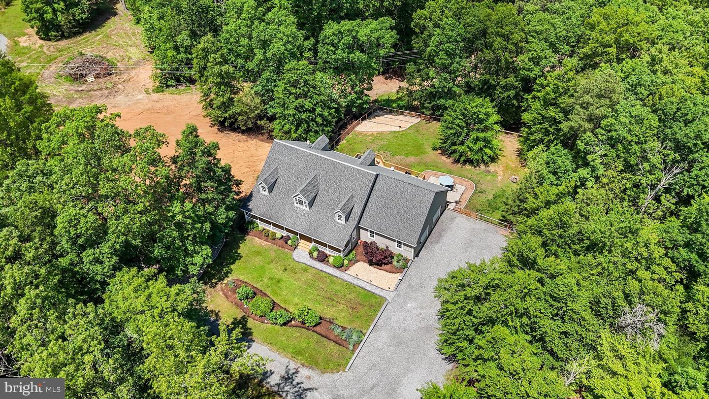 17397 ROSIERS CREEK LN, KING GEORGE, Virginia 22485, 5 Bedrooms Bedrooms, ,4 BathroomsBathrooms,Residential,For sale,17397 ROSIERS CREEK LN,VAKG2006436 MLS # VAKG2006436