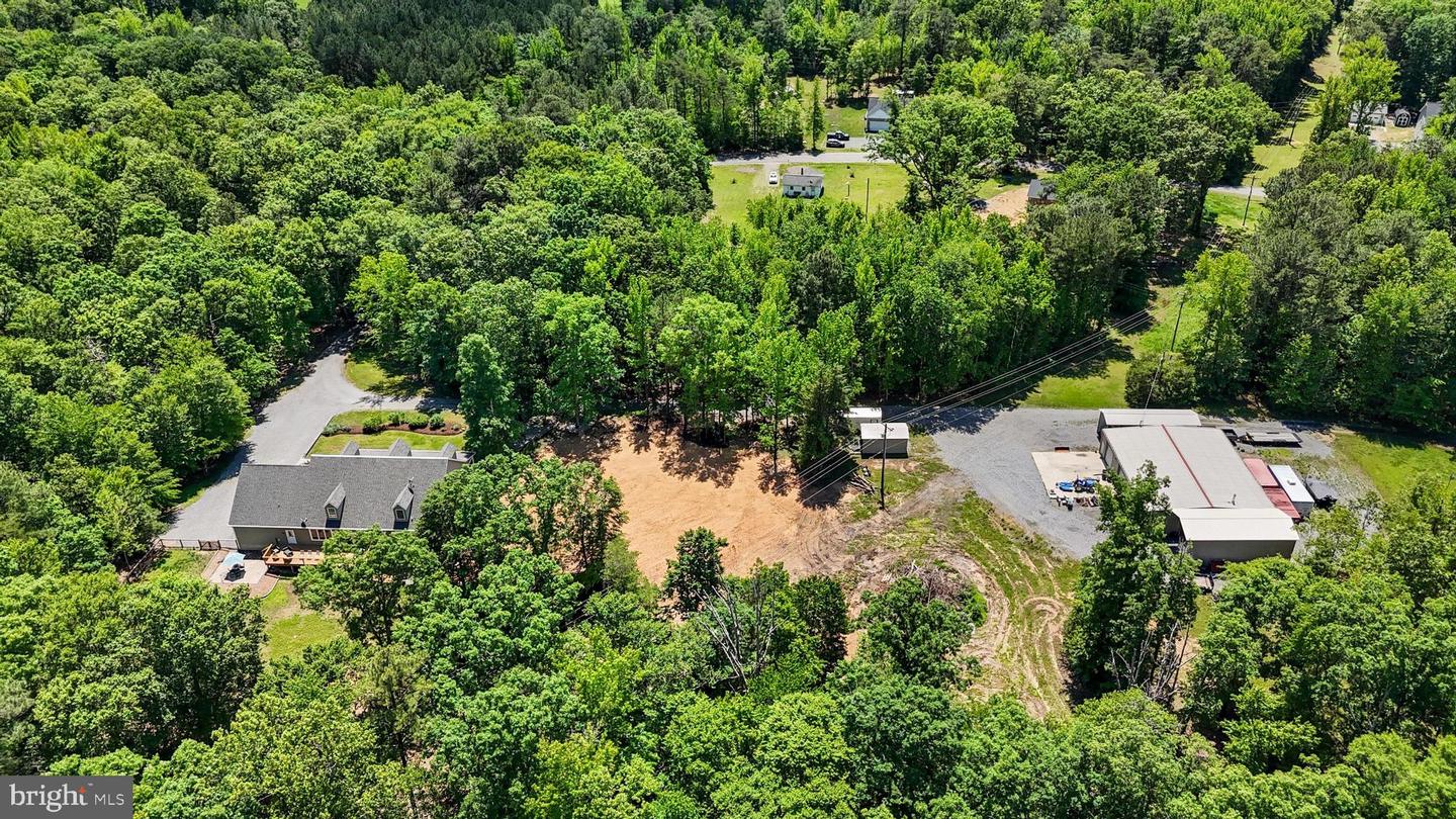 17397 ROSIERS CREEK LN, KING GEORGE, Virginia 22485, 5 Bedrooms Bedrooms, ,4 BathroomsBathrooms,Residential,For sale,17397 ROSIERS CREEK LN,VAKG2006436 MLS # VAKG2006436