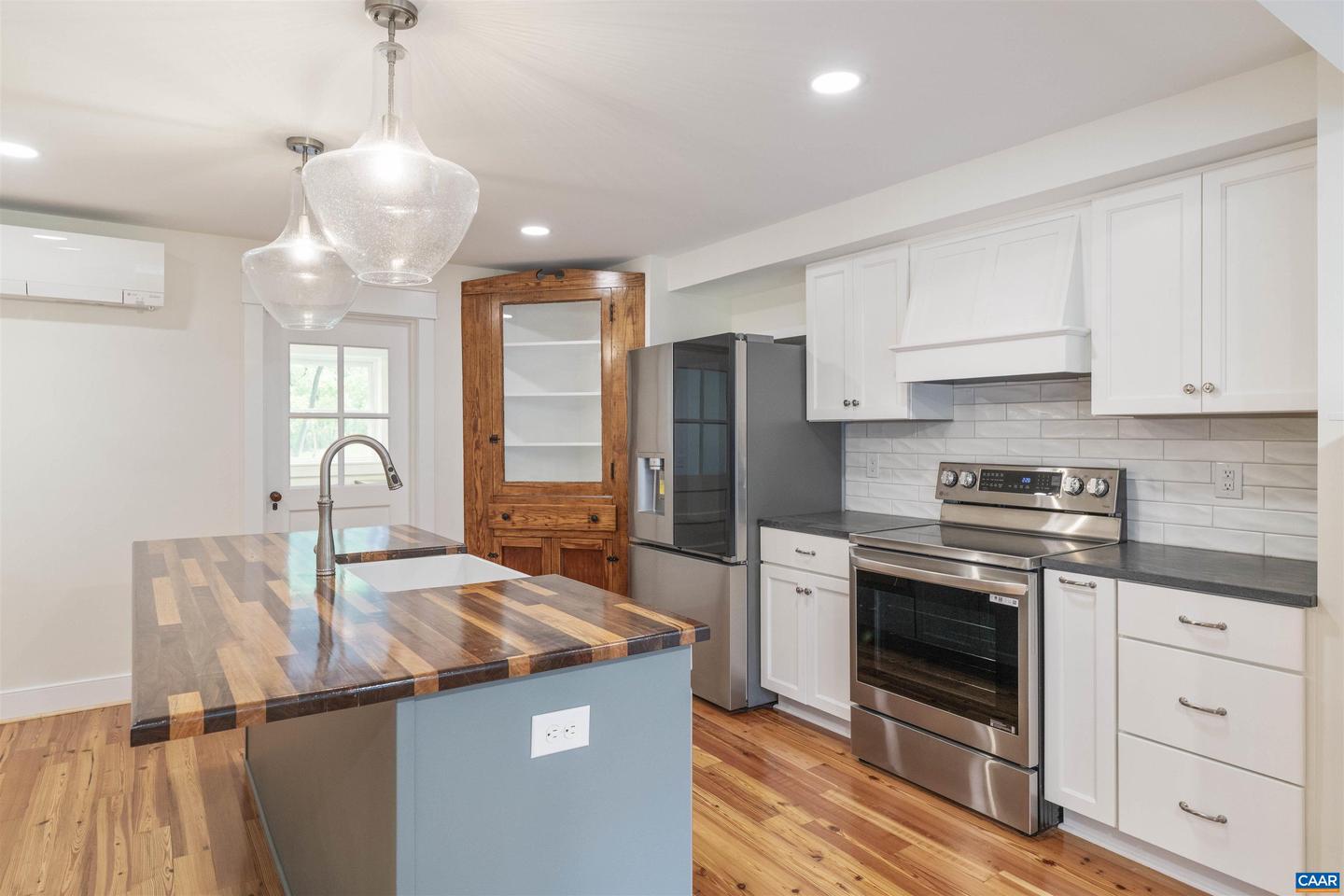 2931 NORTH GARDEN LN, NORTH GARDEN, Virginia 22959, 4 Bedrooms Bedrooms, ,2 BathroomsBathrooms,Residential,For sale,2931 NORTH GARDEN LN,664656 MLS # 664656
