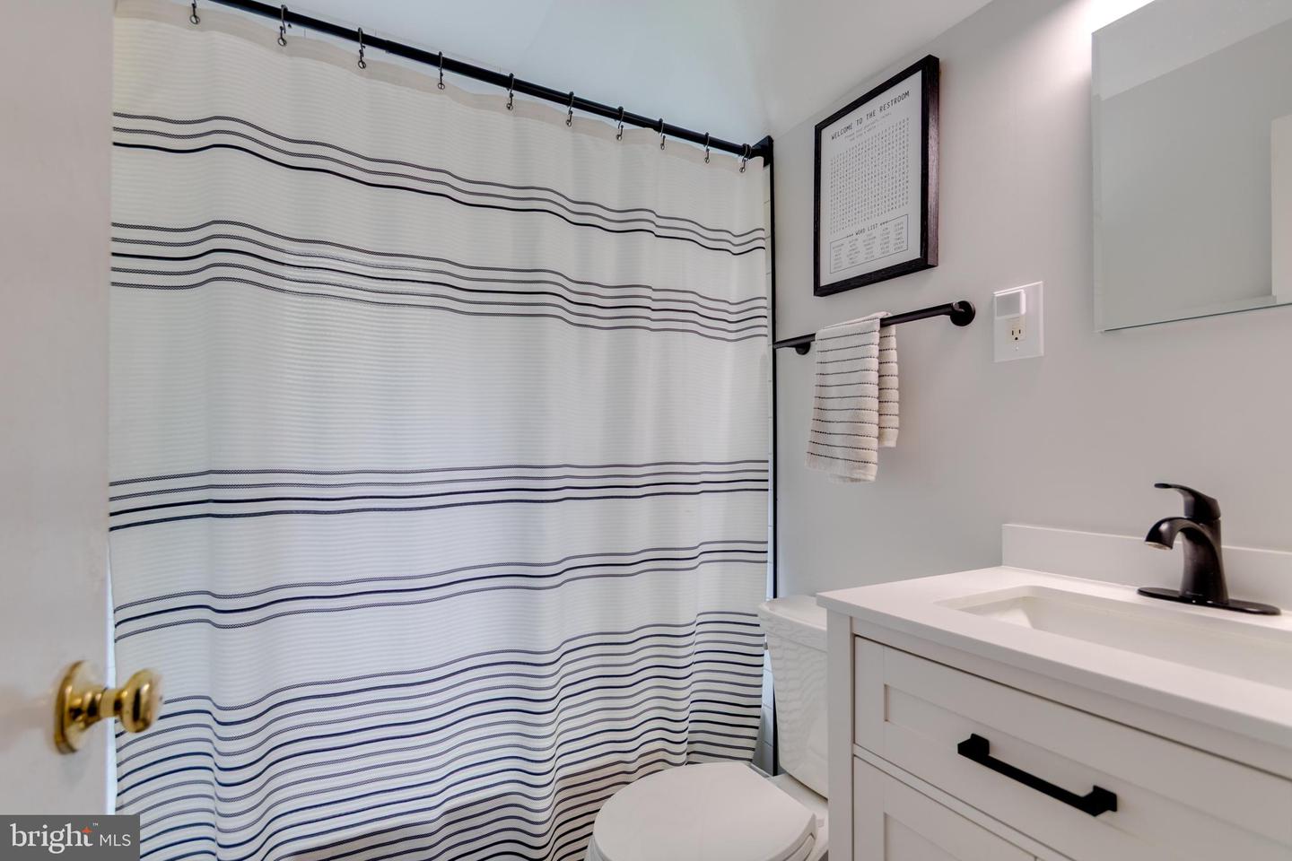 3663 TRINITY, ALEXANDRIA, Virginia 22304, 3 Bedrooms Bedrooms, ,2 BathroomsBathrooms,Residential,For sale,3663 TRINITY,VAAX2045454 MLS # VAAX2045454