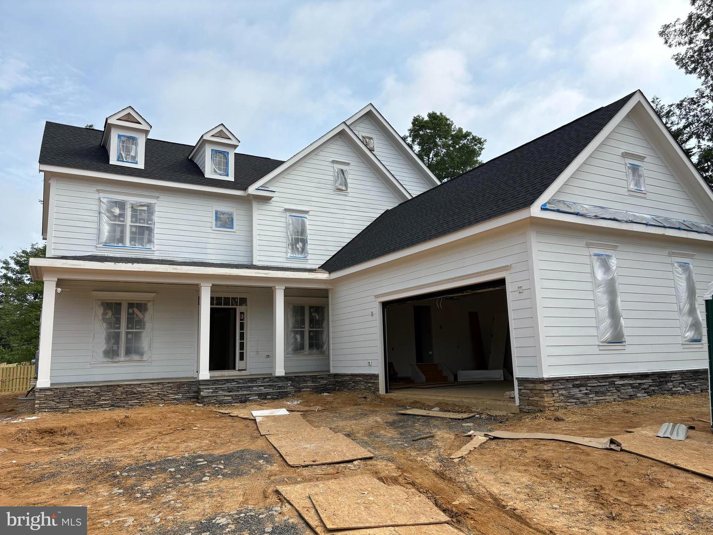 3608 CENTER DR, ALEXANDRIA, Virginia 22309, 4 Bedrooms Bedrooms, ,4 BathroomsBathrooms,Residential,For sale,3608 CENTER DR,VAFX2241558 MLS # VAFX2241558