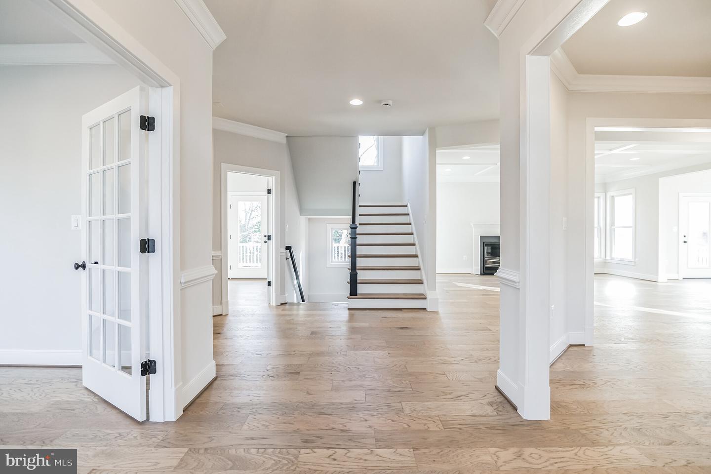 3608 CENTER DR, ALEXANDRIA, Virginia 22309, 4 Bedrooms Bedrooms, ,4 BathroomsBathrooms,Residential,For sale,3608 CENTER DR,VAFX2241558 MLS # VAFX2241558