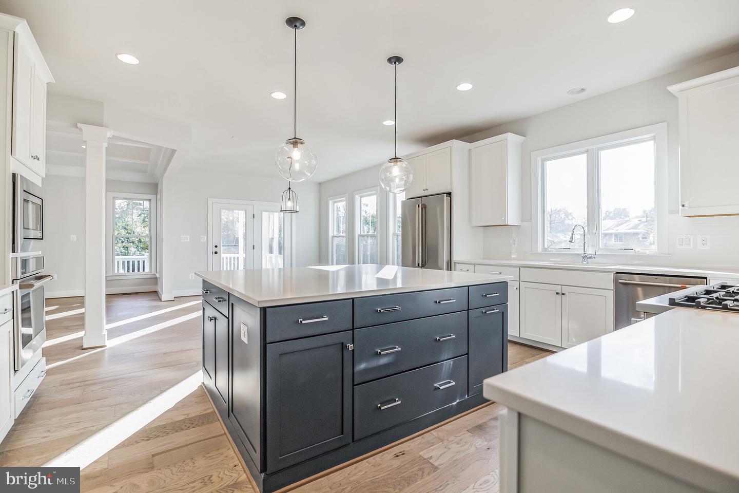 3608 CENTER DR, ALEXANDRIA, Virginia 22309, 4 Bedrooms Bedrooms, ,4 BathroomsBathrooms,Residential,For sale,3608 CENTER DR,VAFX2241558 MLS # VAFX2241558