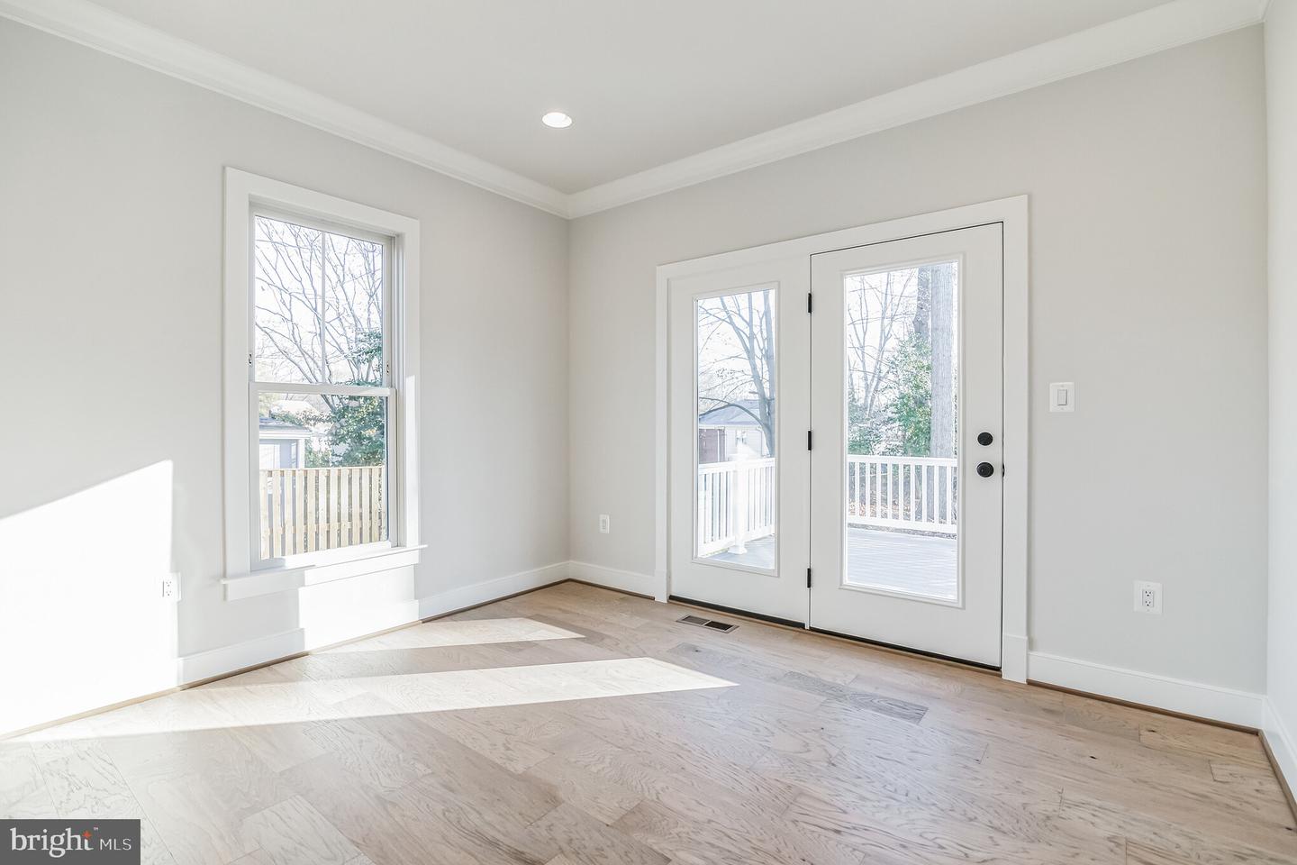 3608 CENTER DR, ALEXANDRIA, Virginia 22309, 4 Bedrooms Bedrooms, ,4 BathroomsBathrooms,Residential,For sale,3608 CENTER DR,VAFX2241558 MLS # VAFX2241558