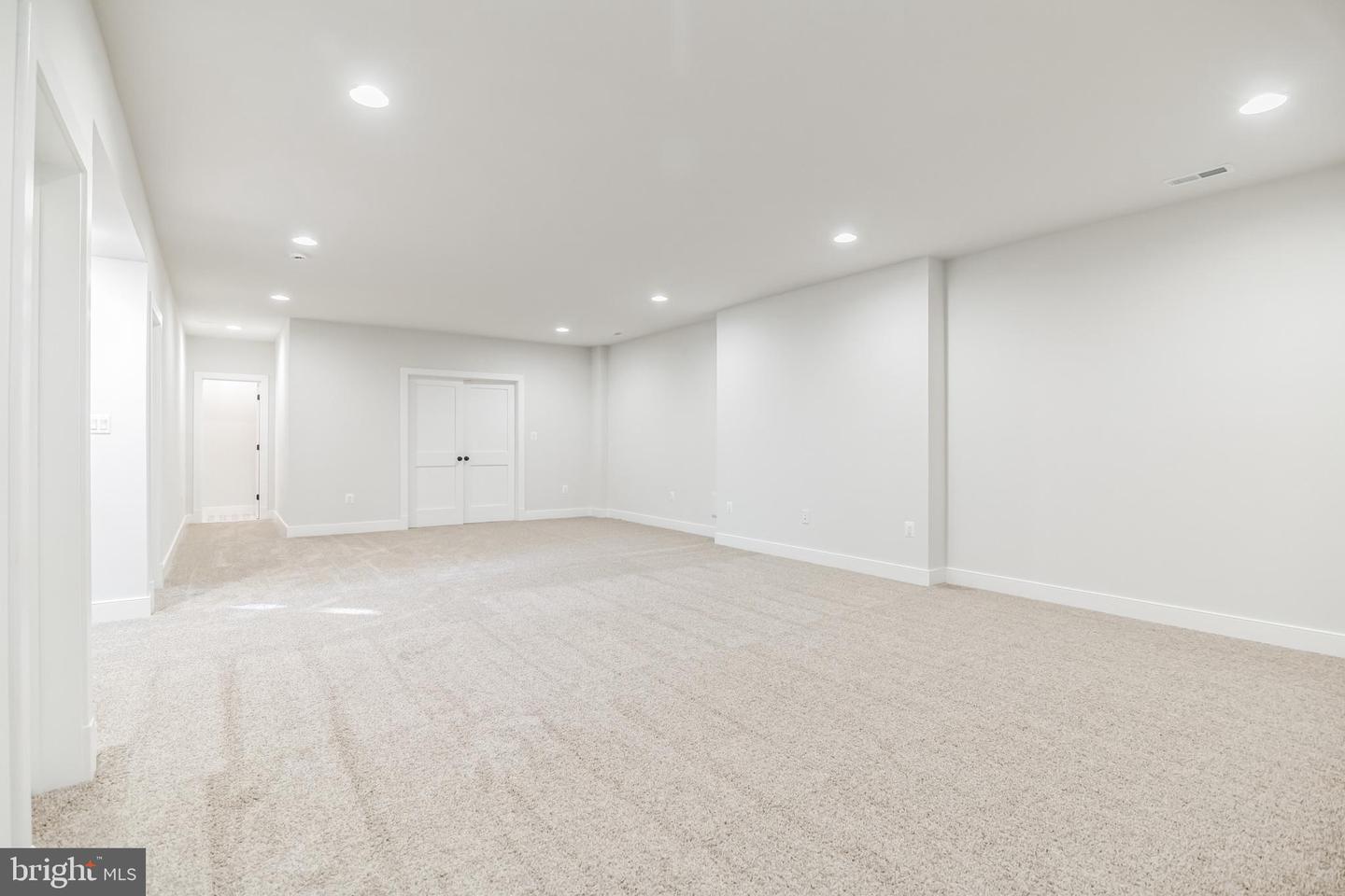 3608 CENTER DR, ALEXANDRIA, Virginia 22309, 4 Bedrooms Bedrooms, ,4 BathroomsBathrooms,Residential,For sale,3608 CENTER DR,VAFX2241558 MLS # VAFX2241558
