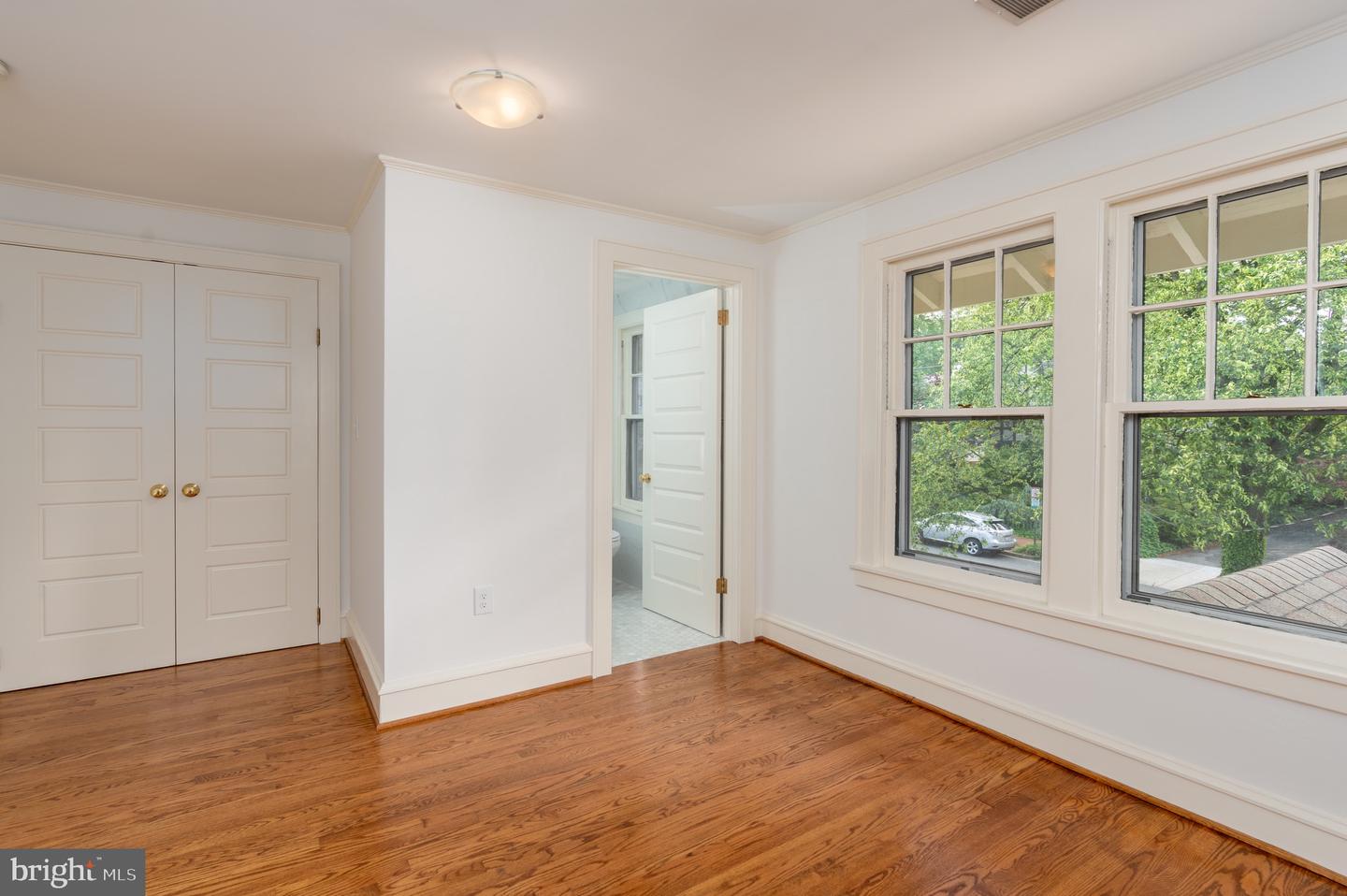 3819 1/2 WOODLEY RD NW, WASHINGTON, District Of Columbia 20016, 4 Bedrooms Bedrooms, ,3 BathroomsBathrooms,Residential,For sale,3819 1/2 WOODLEY RD NW,DCDC2201206 MLS # DCDC2201206