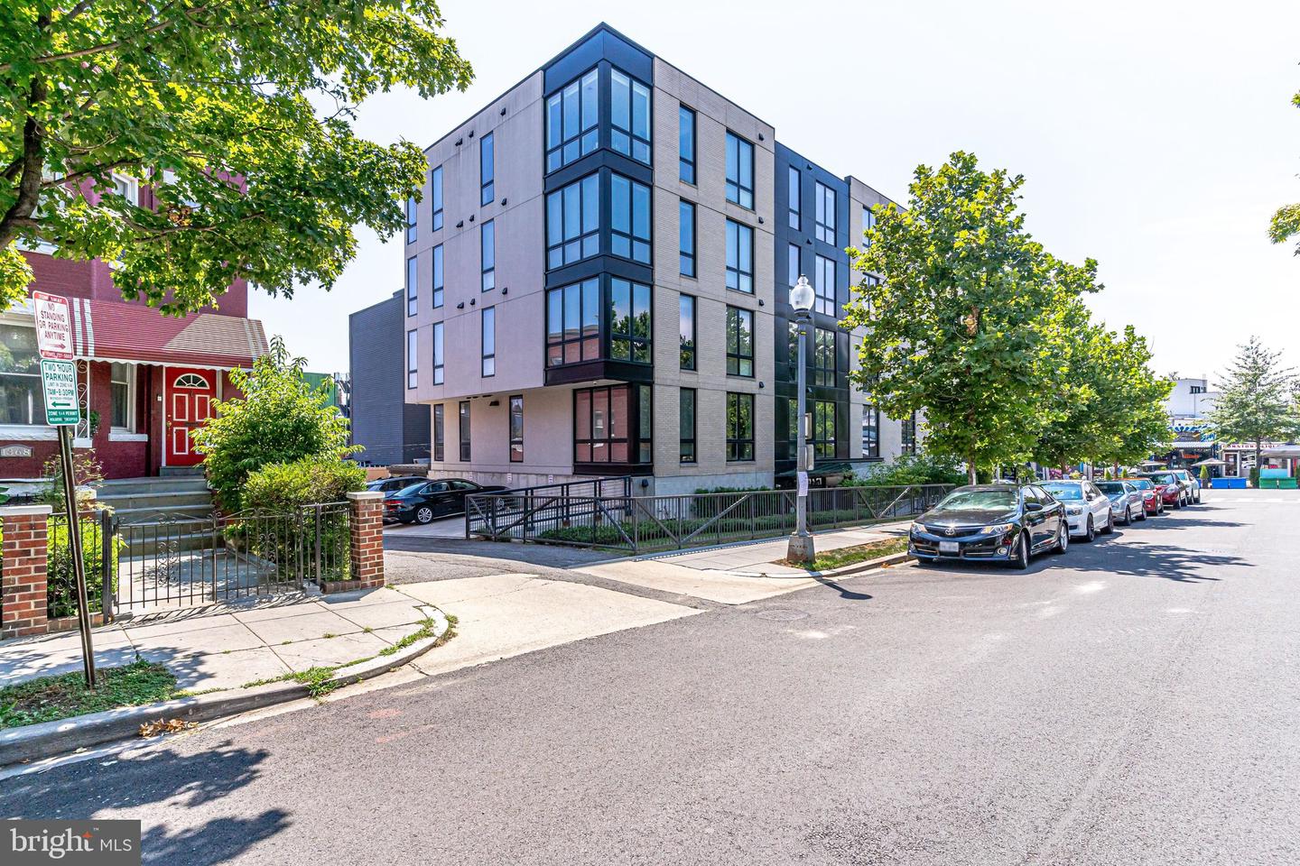 1380 QUINCY ST NW #3-E, WASHINGTON, District Of Columbia 20011, 2 Bedrooms Bedrooms, ,2 BathroomsBathrooms,Residential,For sale,1380 QUINCY ST NW #3-E,DCDC2201208 MLS # DCDC2201208