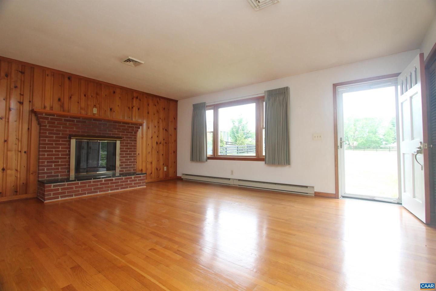 5649 PARK RD, CROZET, Virginia 22932, 3 Bedrooms Bedrooms, ,2 BathroomsBathrooms,Residential,For sale,5649 PARK RD,664661 MLS # 664661