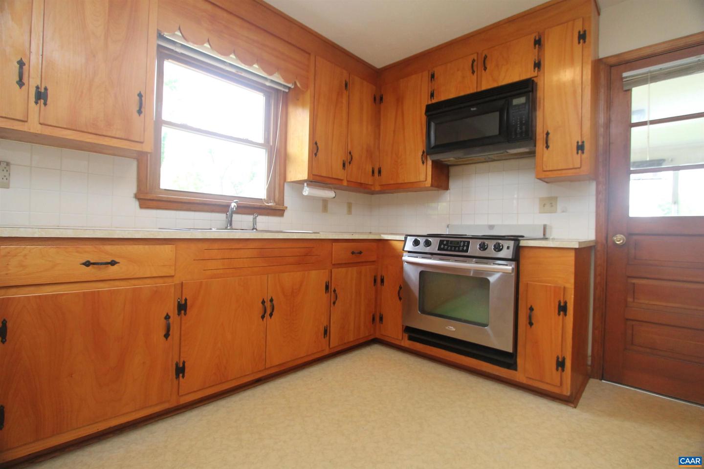 5649 PARK RD, CROZET, Virginia 22932, 3 Bedrooms Bedrooms, ,2 BathroomsBathrooms,Residential,For sale,5649 PARK RD,664661 MLS # 664661
