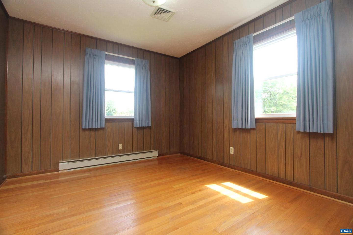 5649 PARK RD, CROZET, Virginia 22932, 3 Bedrooms Bedrooms, ,2 BathroomsBathrooms,Residential,For sale,5649 PARK RD,664661 MLS # 664661