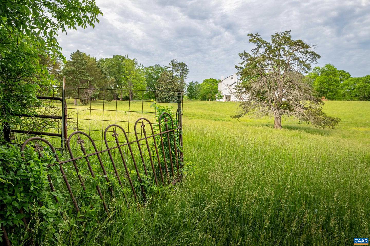 3276 BUCKINGHAM SPRINGS RD, DILLWYN, Virginia 23936, 6 Bedrooms Bedrooms, ,4 BathroomsBathrooms,Residential,For sale,3276 BUCKINGHAM SPRINGS RD,664675 MLS # 664675