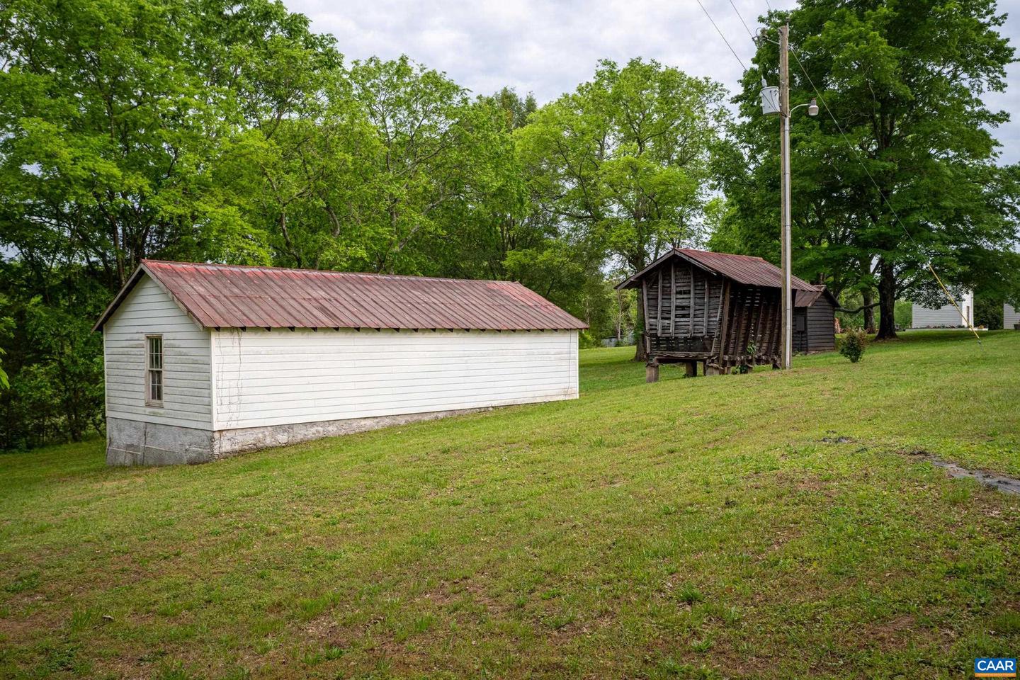 3276 BUCKINGHAM SPRINGS RD, DILLWYN, Virginia 23936, 6 Bedrooms Bedrooms, ,4 BathroomsBathrooms,Residential,For sale,3276 BUCKINGHAM SPRINGS RD,664675 MLS # 664675