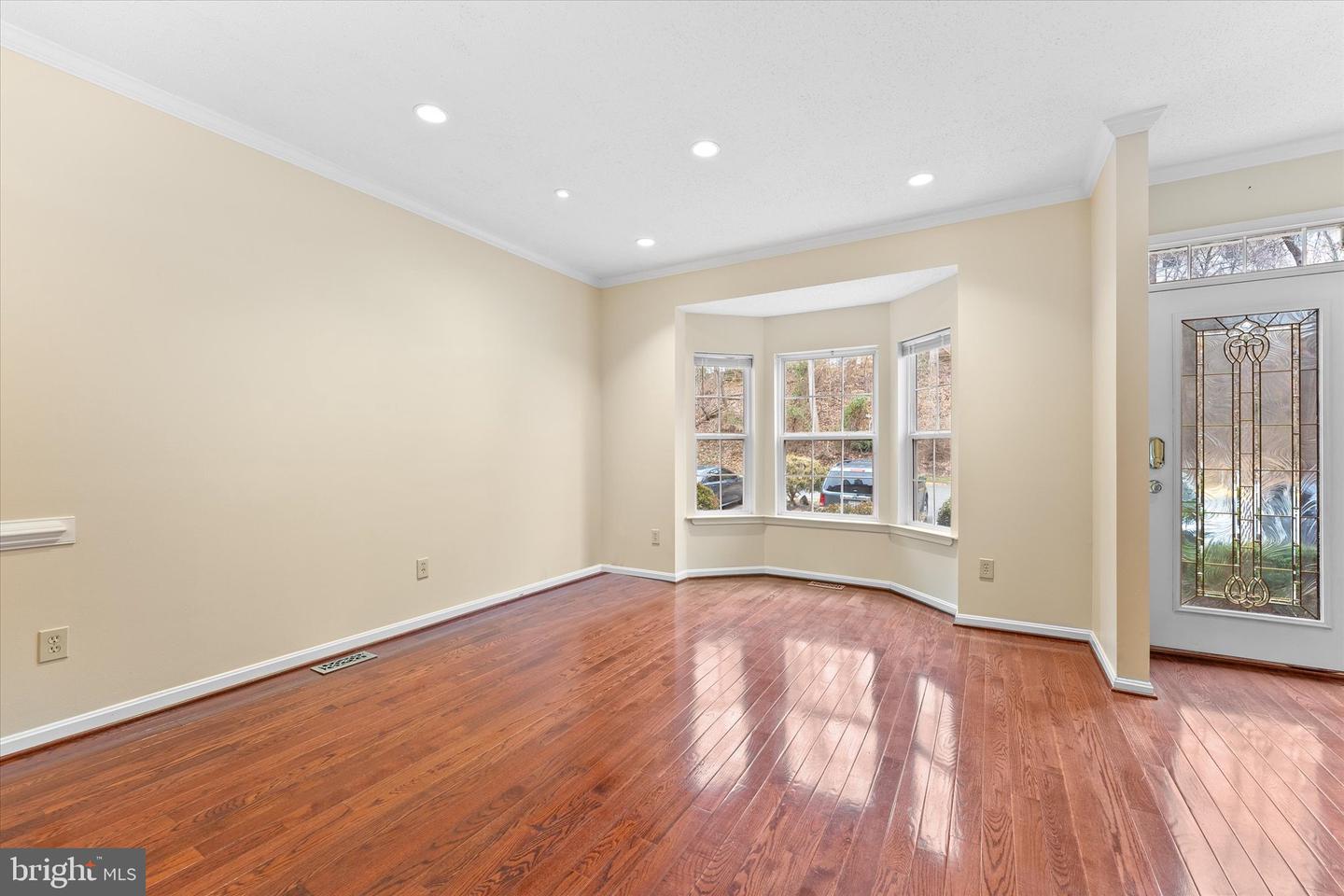 407 LAKEVIEW CT, STAFFORD, Virginia 22554, 4 Bedrooms Bedrooms, ,3 BathroomsBathrooms,Residential,For sale,407 LAKEVIEW CT,VAST2038956 MLS # VAST2038956