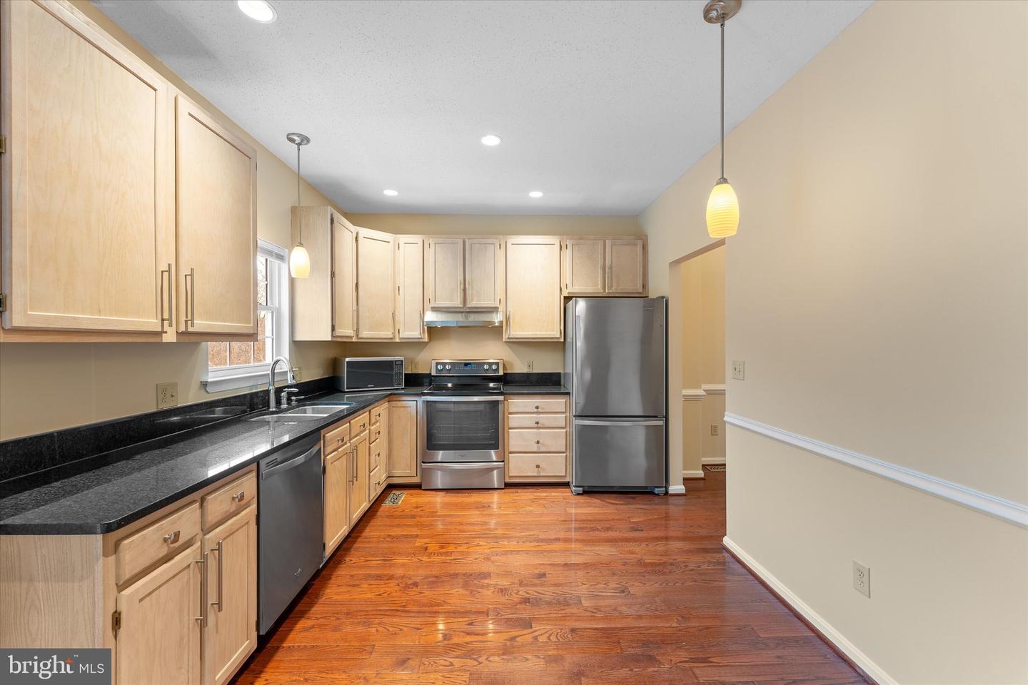 407 LAKEVIEW CT, STAFFORD, Virginia 22554, 4 Bedrooms Bedrooms, ,3 BathroomsBathrooms,Residential,For sale,407 LAKEVIEW CT,VAST2038956 MLS # VAST2038956