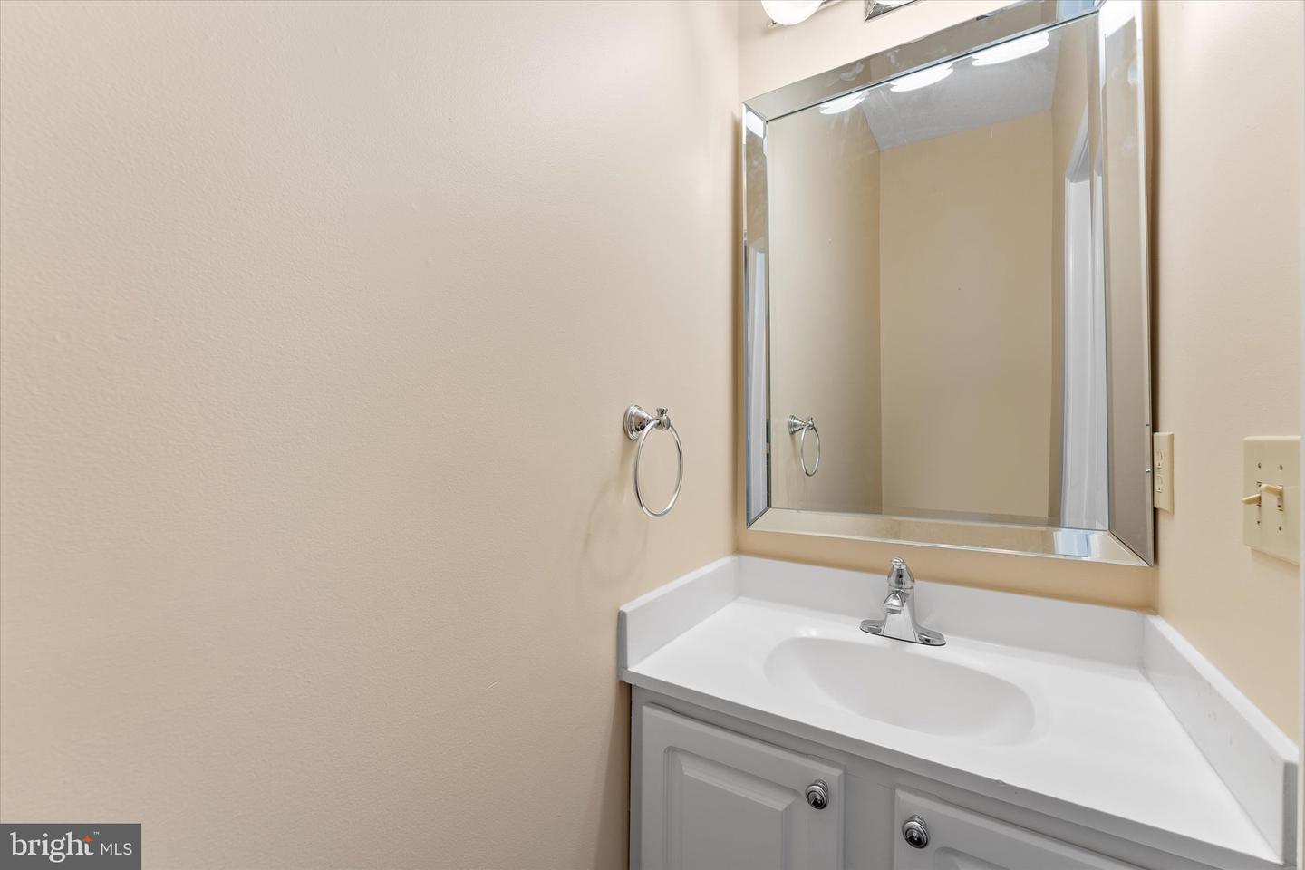 407 LAKEVIEW CT, STAFFORD, Virginia 22554, 4 Bedrooms Bedrooms, ,3 BathroomsBathrooms,Residential,For sale,407 LAKEVIEW CT,VAST2038956 MLS # VAST2038956