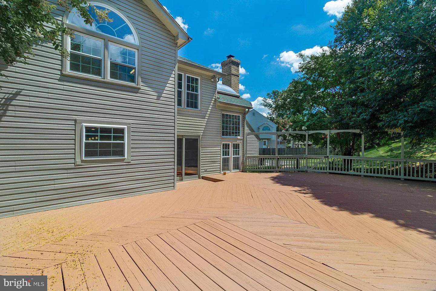 5503 CHESTERMILL CT, FAIRFAX, Virginia 22030, 4 Bedrooms Bedrooms, ,3 BathroomsBathrooms,Residential,For sale,5503 CHESTERMILL CT,VAFX2241726 MLS # VAFX2241726
