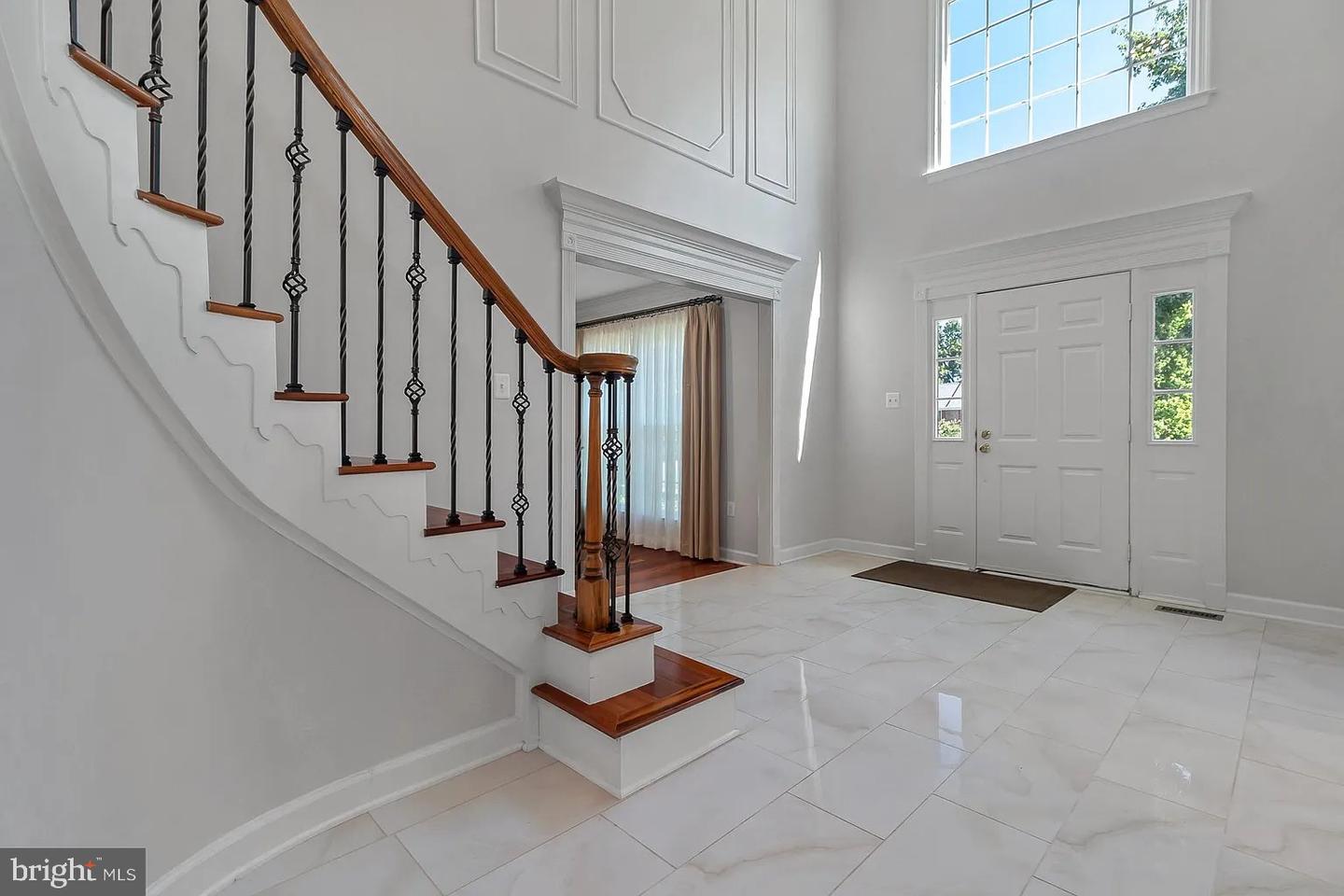 5503 CHESTERMILL CT, FAIRFAX, Virginia 22030, 4 Bedrooms Bedrooms, ,3 BathroomsBathrooms,Residential,For sale,5503 CHESTERMILL CT,VAFX2241726 MLS # VAFX2241726