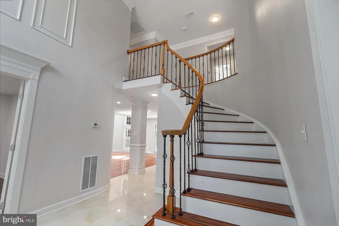 5503 CHESTERMILL CT, FAIRFAX, Virginia 22030, 4 Bedrooms Bedrooms, ,3 BathroomsBathrooms,Residential,For sale,5503 CHESTERMILL CT,VAFX2241726 MLS # VAFX2241726
