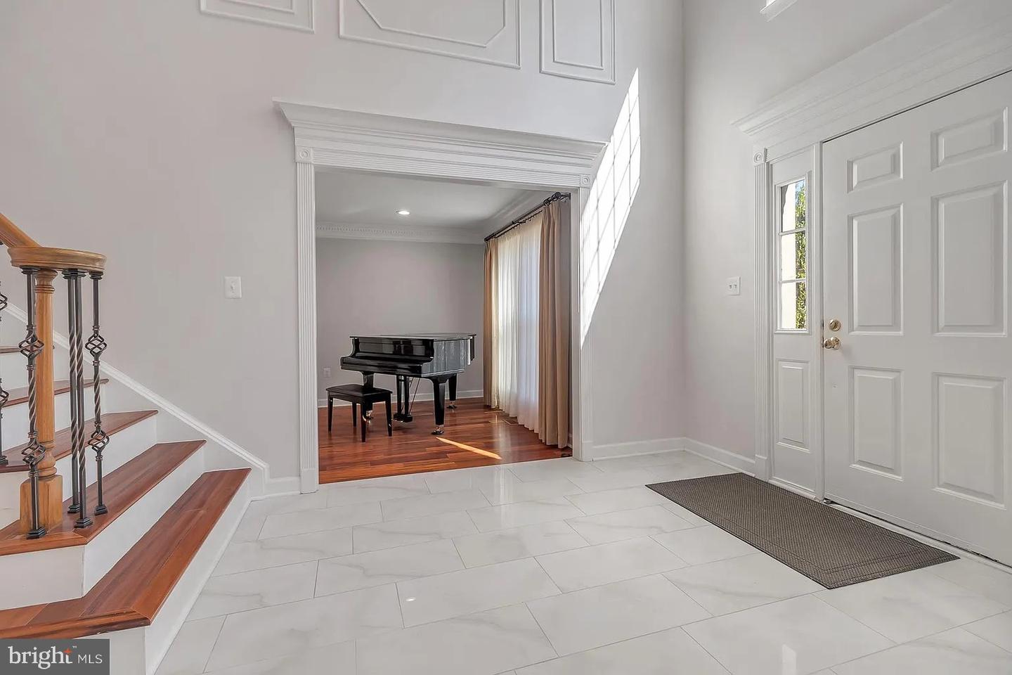 5503 CHESTERMILL CT, FAIRFAX, Virginia 22030, 4 Bedrooms Bedrooms, ,3 BathroomsBathrooms,Residential,For sale,5503 CHESTERMILL CT,VAFX2241726 MLS # VAFX2241726