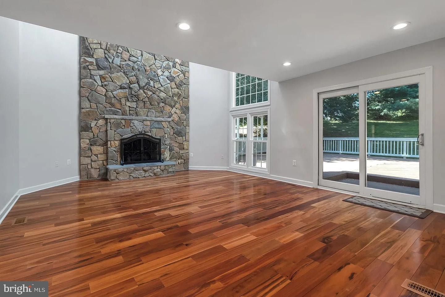 5503 CHESTERMILL CT, FAIRFAX, Virginia 22030, 4 Bedrooms Bedrooms, ,3 BathroomsBathrooms,Residential,For sale,5503 CHESTERMILL CT,VAFX2241726 MLS # VAFX2241726