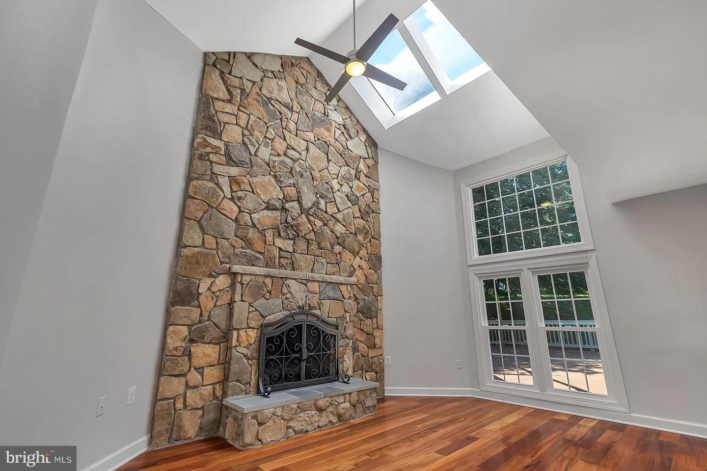 5503 CHESTERMILL CT, FAIRFAX, Virginia 22030, 4 Bedrooms Bedrooms, ,3 BathroomsBathrooms,Residential,For sale,5503 CHESTERMILL CT,VAFX2241726 MLS # VAFX2241726