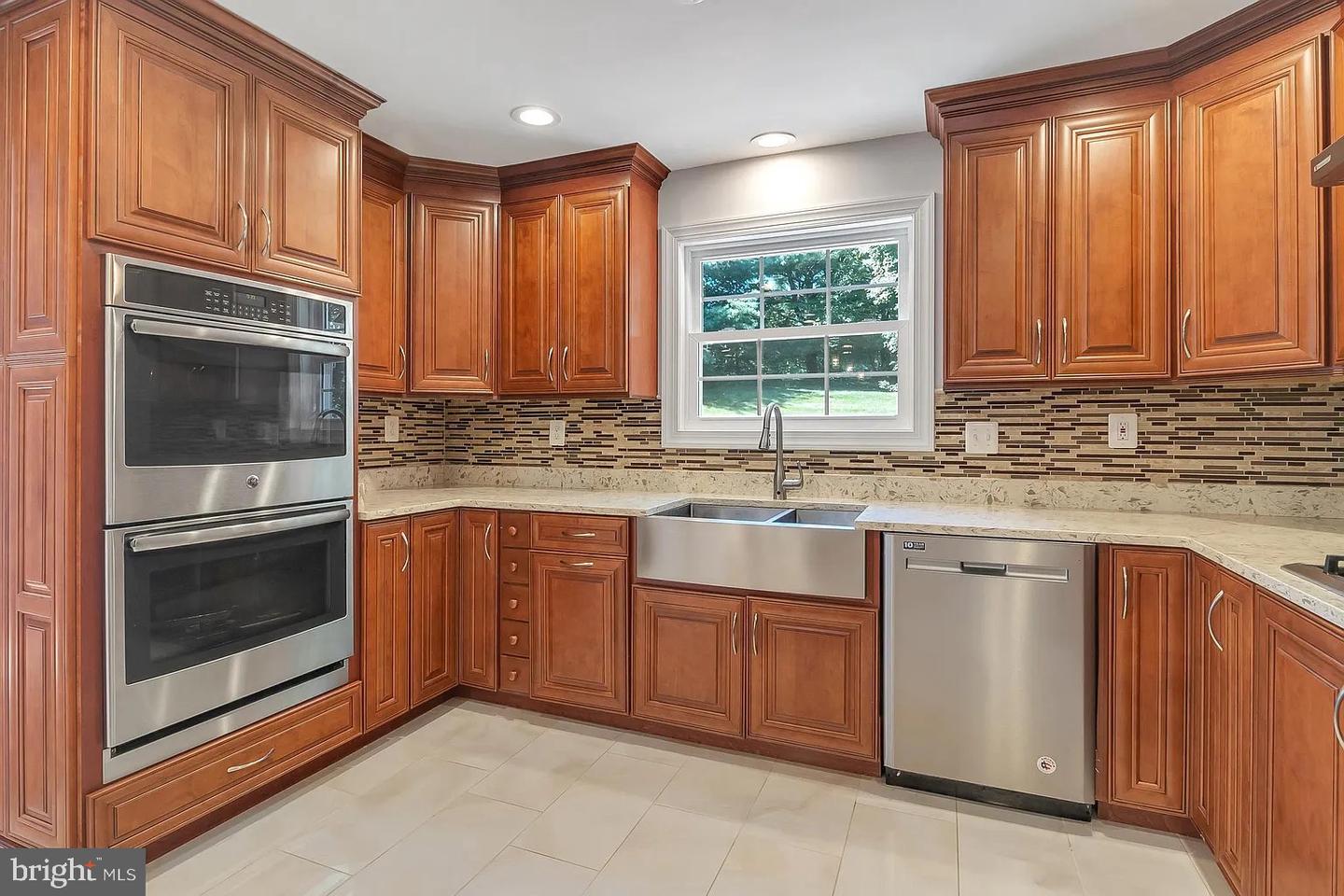 5503 CHESTERMILL CT, FAIRFAX, Virginia 22030, 4 Bedrooms Bedrooms, ,3 BathroomsBathrooms,Residential,For sale,5503 CHESTERMILL CT,VAFX2241726 MLS # VAFX2241726