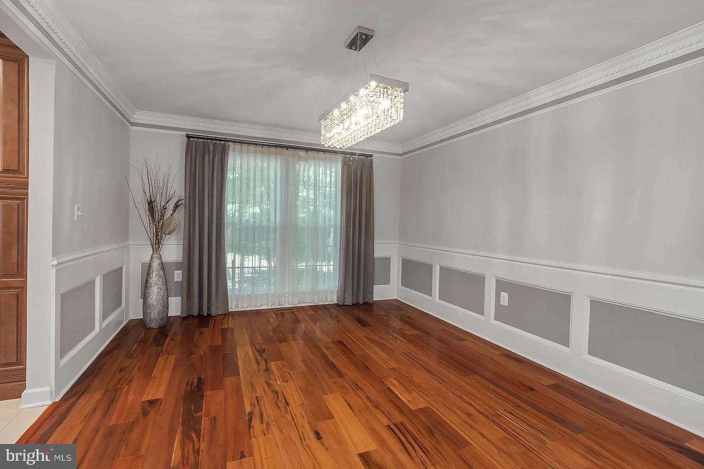 5503 CHESTERMILL CT, FAIRFAX, Virginia 22030, 4 Bedrooms Bedrooms, ,3 BathroomsBathrooms,Residential,For sale,5503 CHESTERMILL CT,VAFX2241726 MLS # VAFX2241726