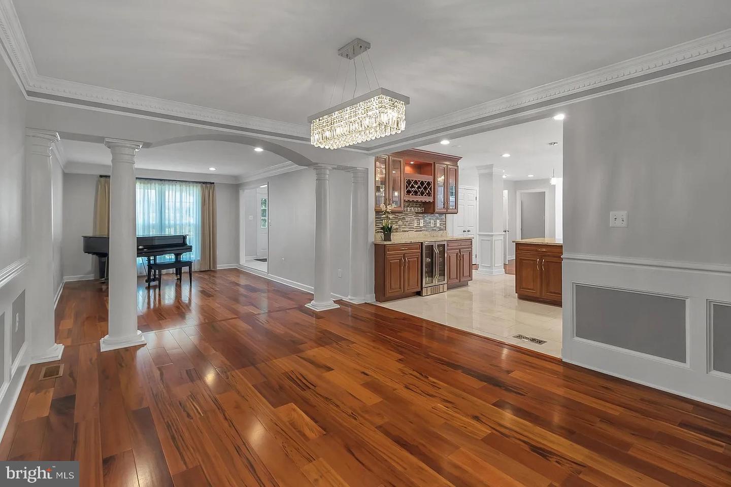 5503 CHESTERMILL CT, FAIRFAX, Virginia 22030, 4 Bedrooms Bedrooms, ,3 BathroomsBathrooms,Residential,For sale,5503 CHESTERMILL CT,VAFX2241726 MLS # VAFX2241726