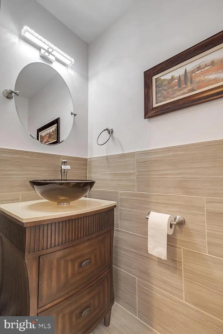 5503 CHESTERMILL CT, FAIRFAX, Virginia 22030, 4 Bedrooms Bedrooms, ,3 BathroomsBathrooms,Residential,For sale,5503 CHESTERMILL CT,VAFX2241726 MLS # VAFX2241726