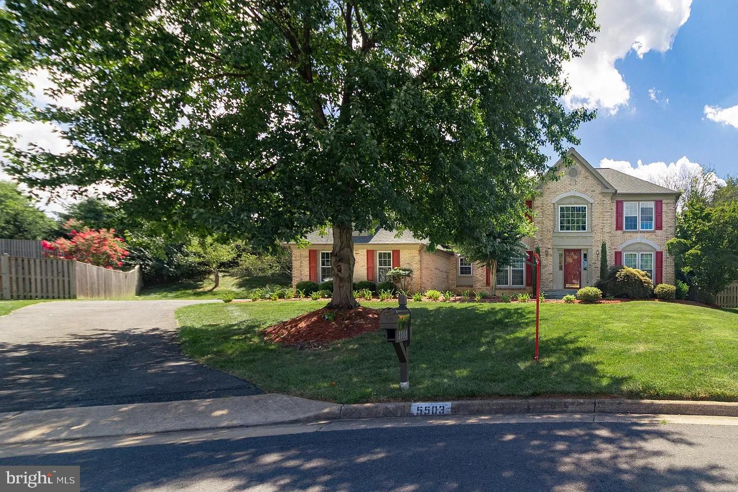 5503 CHESTERMILL CT, FAIRFAX, Virginia 22030, 4 Bedrooms Bedrooms, ,3 BathroomsBathrooms,Residential,For sale,5503 CHESTERMILL CT,VAFX2241726 MLS # VAFX2241726